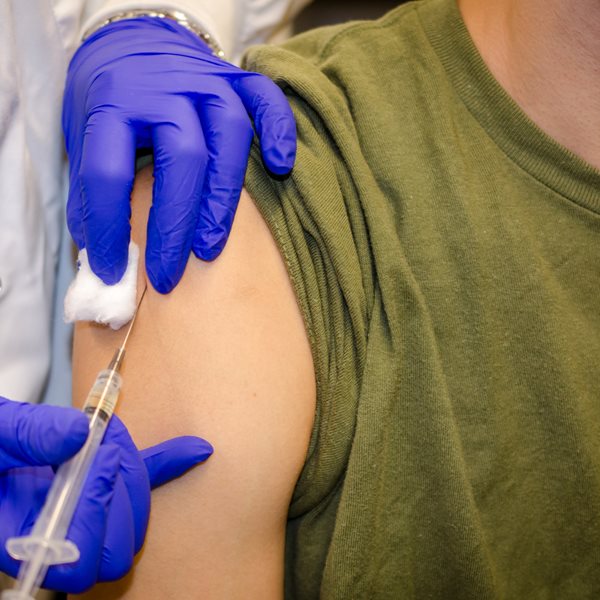 Η AstraZeneca αιτήθηκε για έγκριση του εμβολίου της στον Ευρωπαϊκό Οργανισμό Φαρμάκων