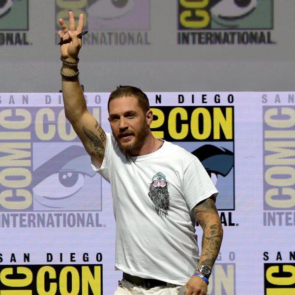 Ο Tom Hardy ρισκάρει στυλιστικά και βγαίνει νικητής