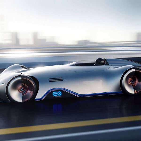 Το EQ Silver Arrow της Mercedes είναι το ρετρό hypercar του μέλλοντος
