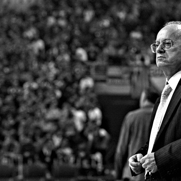 Ένας τυφώνας που τον έλεγαν Θανάση