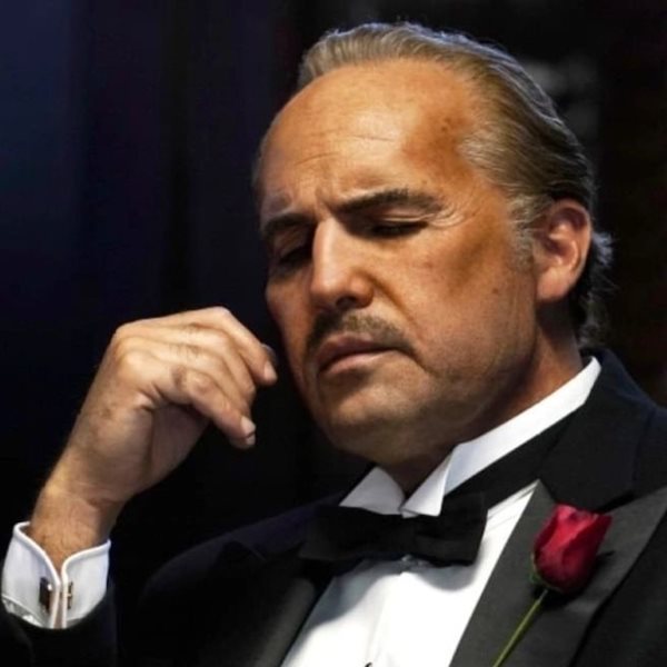 O Billy Zane 'φτυστός' ο Marlon Brando στο trailer του Waltzing with Brando