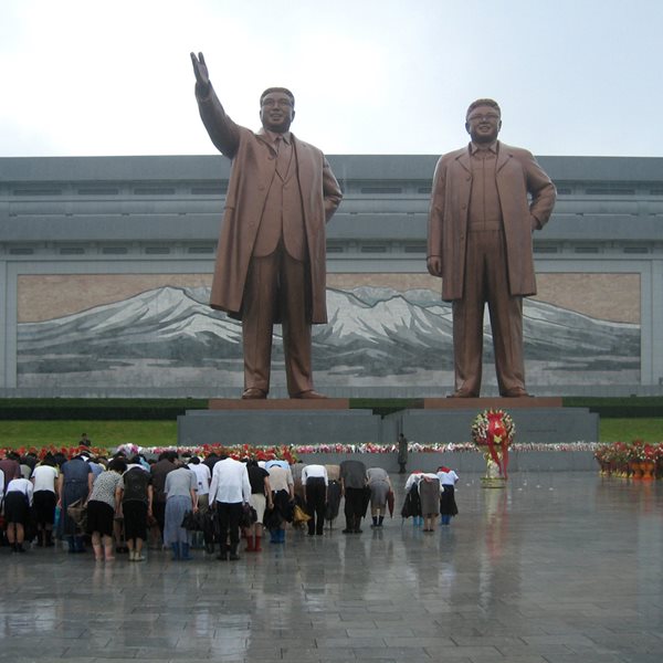 Η Βόρεια Κορέα ισχυρίζεται πως "χάκαρε" την Pfizer