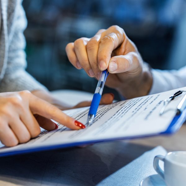 Έρχονται αλλαγές σε ΦΠΑ και ρυθμίσεις δανείων