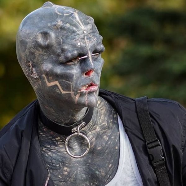 Η ιστορία του 'μαύρου εξωγήινου'