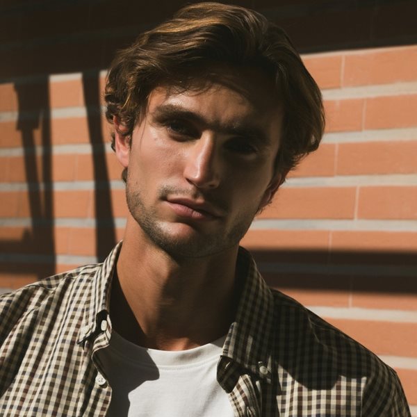 #SeasonFavorites| Το καρό πουκάμισο που δεν ήξερες ότι χρειάζεσαι