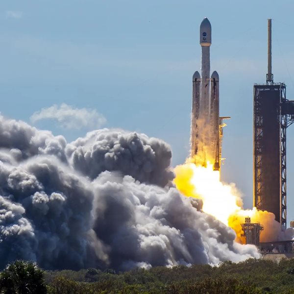 Europa Clipper: Ξεκίνησε το πρώτο ταξίδι της ανθρωπότητας για πλανήτη με ωκεανούς (video)