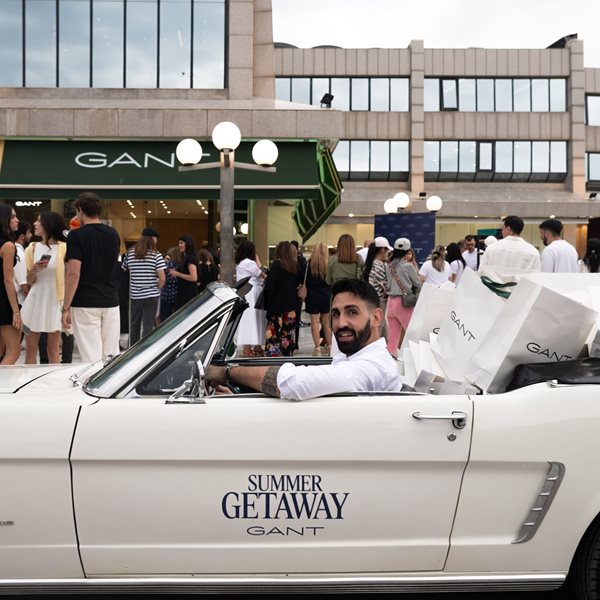 H Γλυφάδα έγινε το απόλυτο καλοκαιρινό σκηνικό για το νέο κατάστημα GANT