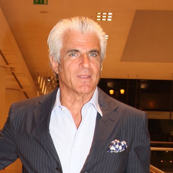 Πέθανε ο εκδότης Αντώνης Λυμπέρης σε ηλικία 71 ετών