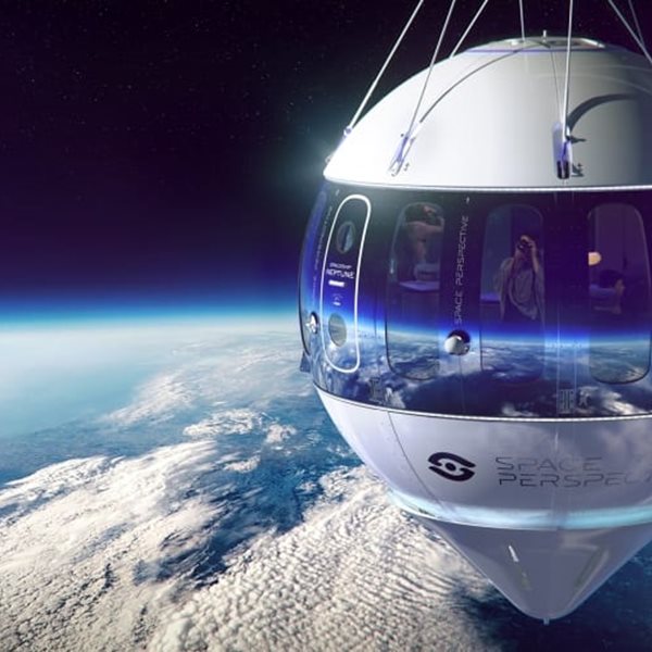 Ταξίδι στο διάστημα με μία πολυτελή κάψουλα