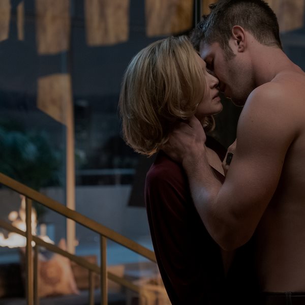 Αποχαιρετώντας τον Σεπτέμβριο με 7 'καυτές' σειρές στο Netflix