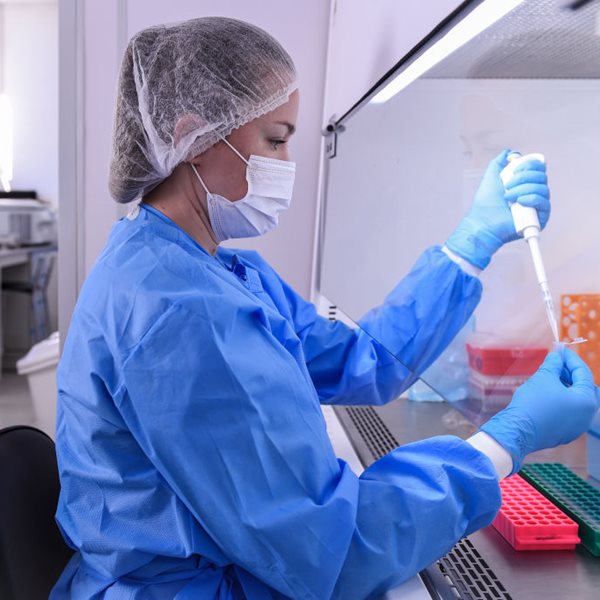 6 ερωτήσεις και απαντήσεις της Pfizer για το εμβόλιο κατά του κορονοϊού