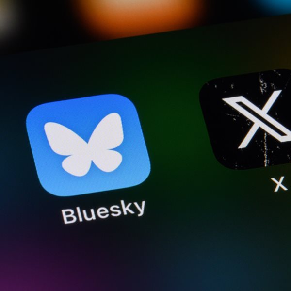 Η μάχη των social media: Γιατί το Bluesky δεν θα γίνει πότε σαν το X του Musk