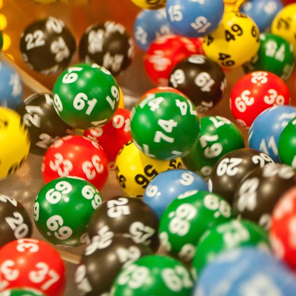 Στα δίχτυα της ΑΑΔΕ δύο γνωστές στοιχηματικές εταιρείες για φοροδιαφυγή ύψους 10,5 εκατομμυρίων ευρώ