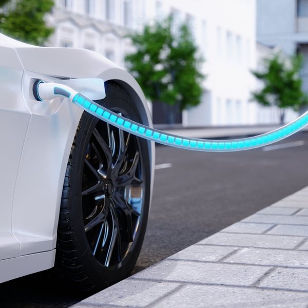 Τι θα συμβεί αν μείνεις σε ελληνικό δρόμο με ηλεκτρικό αυτοκίνητο