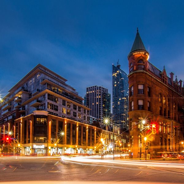 Αυτό το app αφαιρεί τους τουρίστες από τις φωτογραφίες