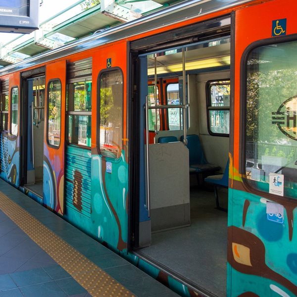 Ηλεκτρικός: Εικόνα εγκατάλειψης και ατυχήματα-τι φταίει