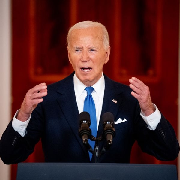 Ο Joe Biden αποχαιρετά την πολιτική