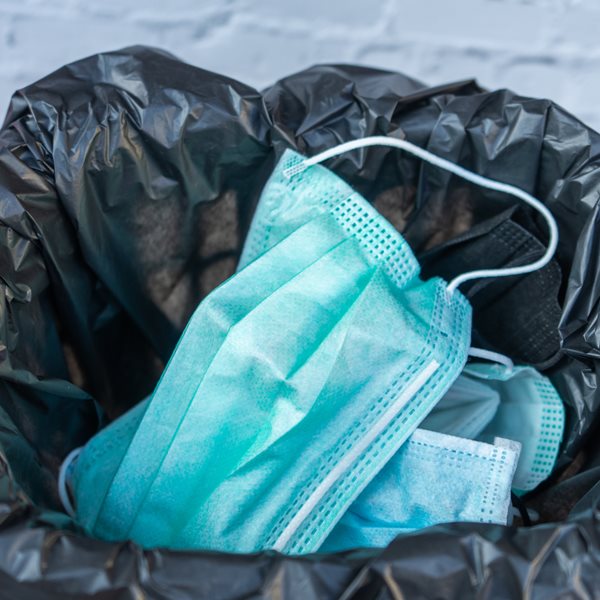 Η λίστα των χωρών με τους περισσότερους συνωμοσιολόγους εν μέσω πανδημίας