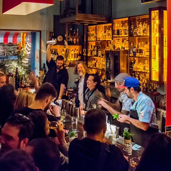 Baba Au Rum, κάτι παραπάνω από ένα μπαρ