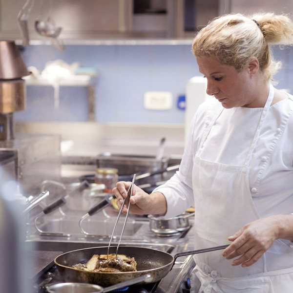 Ana Ros, η σεφ που έβαλε στον παγκόσμιο γαστρονομικό χάρτη τη Σλοβενία