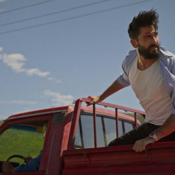 Πότε και πού θα δούμε τις 'Κακές Ιδέες', τη σειρά του Διονύση Ατζαράκη