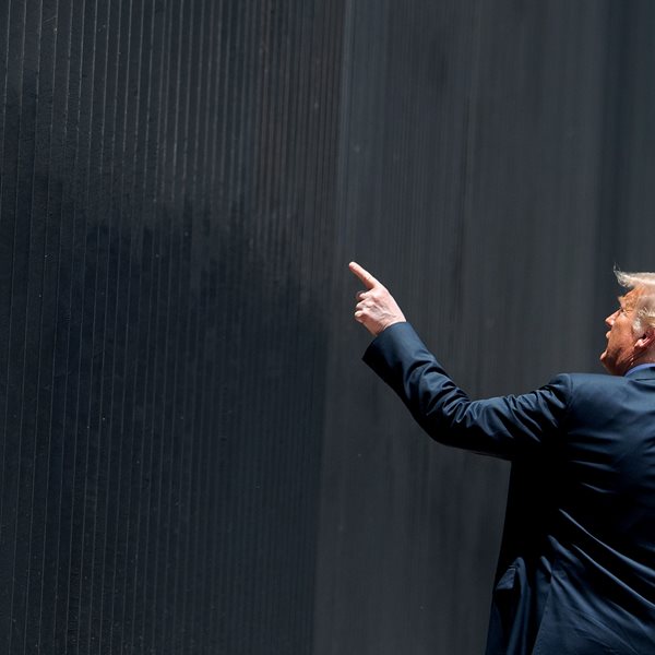 Για τον Donald Trump ο κορονοϊός ήταν "ευλογία από τον Θεό"