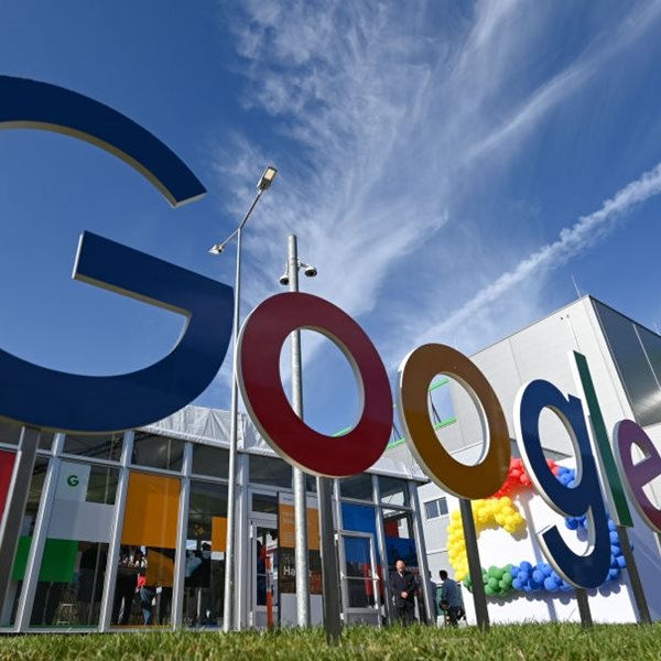 Η Google 'περιορίζει' το εργαλείο αναζήτησης με τεχνητή νοημοσύνη μετά τα περίεργα αποτελέσματα