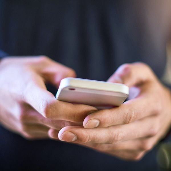 Τώρα μπορείς να στείλεις στον εαυτό σου μήνυμα στο WhatsApp