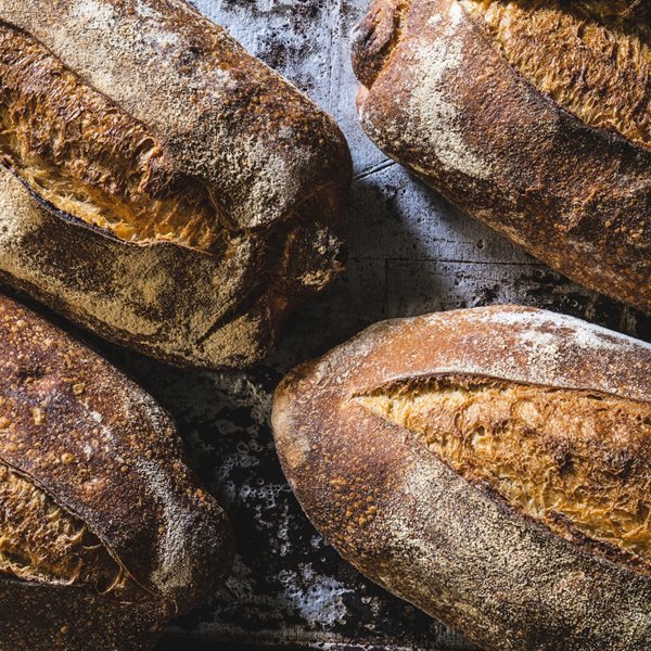 Γιατί πρέπει σήμερα να φας εφτάζυμο ψωμί