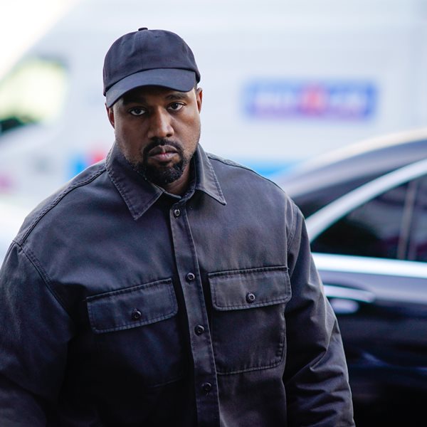 Ο Kanye West δημοσίευσε βίντεο με την Pamela Anderson γυμνή (video)