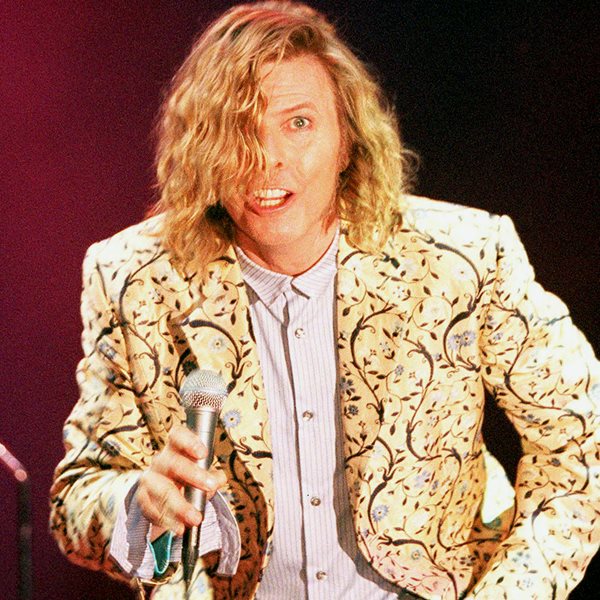 Το ψυχεδελικό ταξίδι του David Bowie στο φεγγάρι