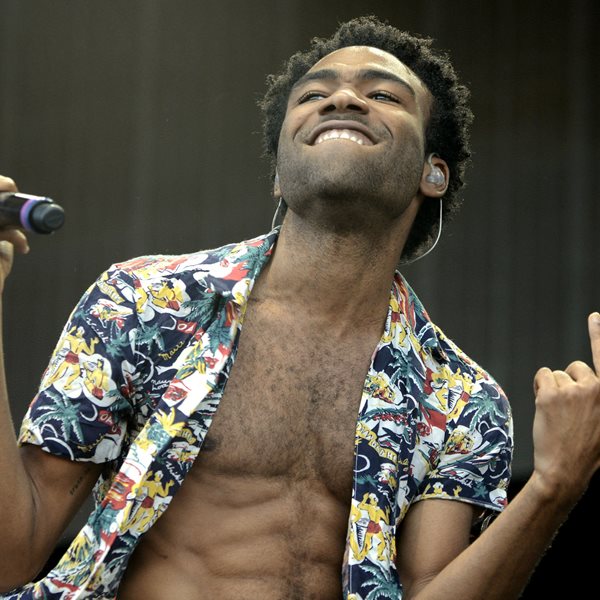 8 διάσημοι ηθοποιοί που κάνουν καριέρα και στη μουσική