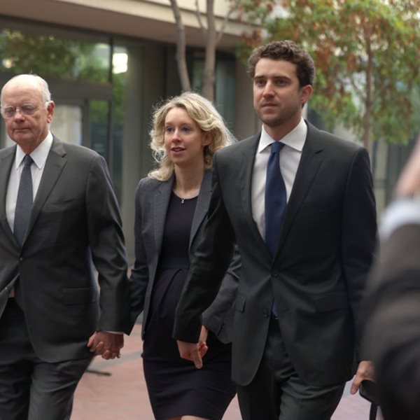 Τι ξέρουμε για το Σκάνδαλο Theranos