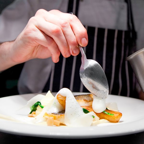 6 νέοι σεφ που φέρνουν την επανάσταση στον κόσμο της γαστρονομίας