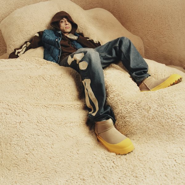 UGG FW25: Όταν το Iconic Feeling συναντά το σύγχρονο ανδρικό στιλ με τον Central Cee