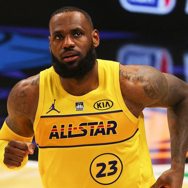 Τα νέα sneakers του LeBron James δεν περνούν απαρατήρητα