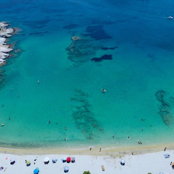 Ρωτήσαμε το ChatGPT πού να πάμε διακοπές το καλοκαίρι χωρίς να δώσουμε ένα νεφρό