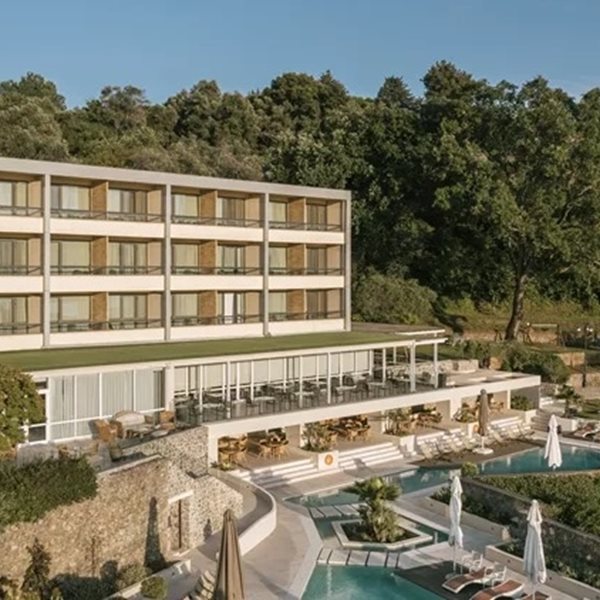 Ένας επίγειος παράδεισος στην Κέρκυρα: Η απόλυτη χαλάρωση στον πιο μαγευτικό χώρο