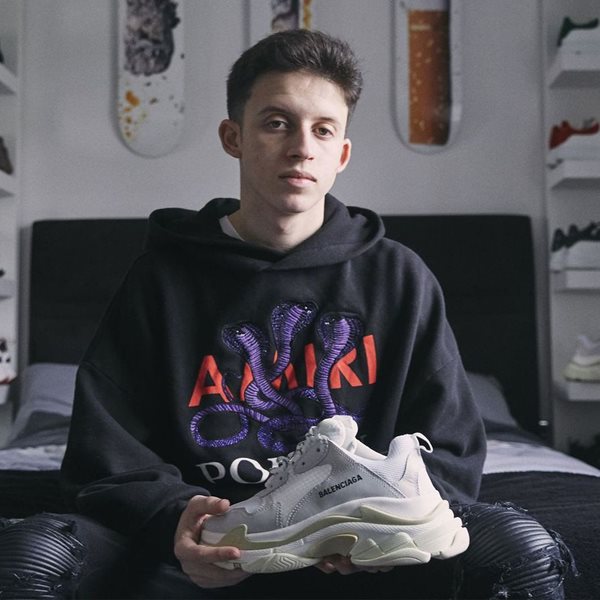 Το μεγάλο παζάρι του Sam Morgan