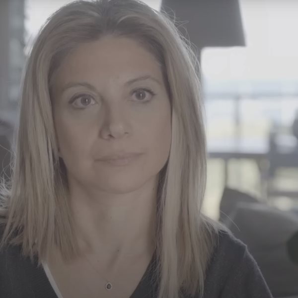 Η Μαρία Καρυστιανού οδεύει προς την Κομισιόν με 1,3 εκατομμύρια υπογραφές