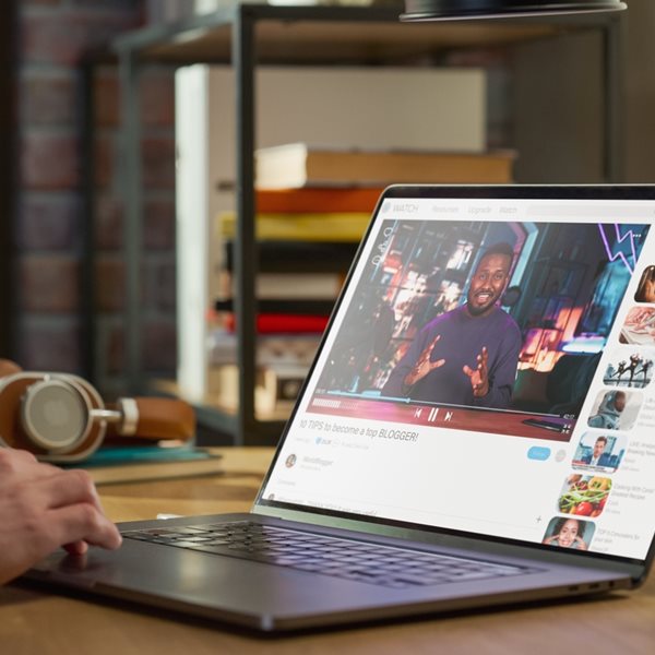 Μια ματιά στον αμφιλεγόμενο επανασχεδιασμό του YouTube