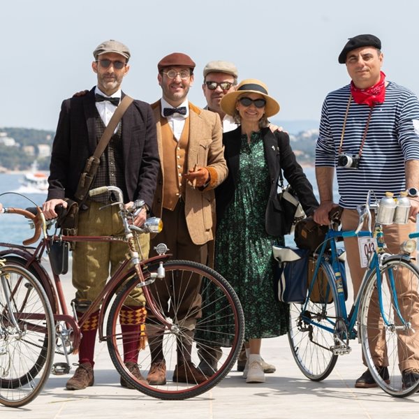 Ένα ρετρό σαββατοκύριακο στις Σπέτσες