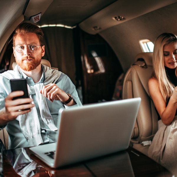 Σύντομα θα μπορούμε να κάνουμε κλήσεις 5G κατά τη διάρκεια πτήσης