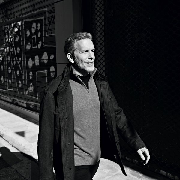 Μία βόλτα στο μέλλον της Αθήνας με τον Παύλο Γερουλάνο