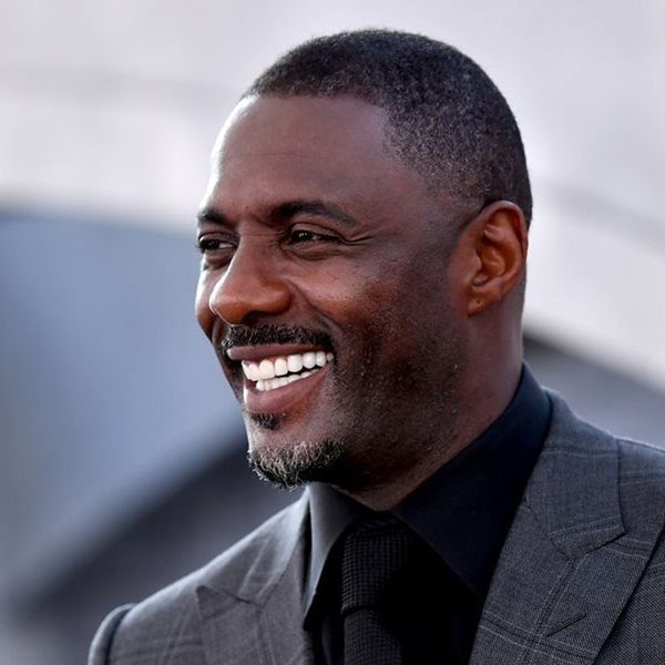 Η κλασική tailoring επιλογή του Idris Elba