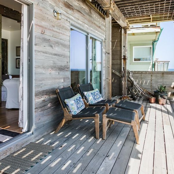 Τα ομορφότερα σπίτια για διακοπές δίπλα στη θάλασσα