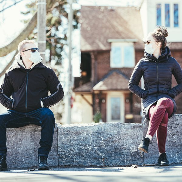 Η ανθρώπινη επαφή στην εποχή της μετακανονικότητας