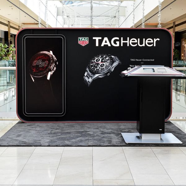 Το pop-up κατάστημα της TAG Heuer στο Golden Hall