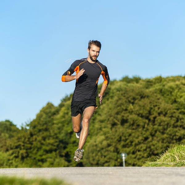 Αν θέλεις να βελτιώσεις τους χρόνους σου στο τρέξιμο, μην κάνεις ό,τι έκανες μέχρι σήμερα