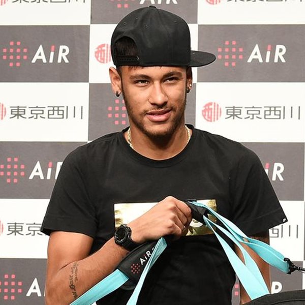 6 από τα ρολόγια που φορούν τα αστέρια του Μουντιάλ